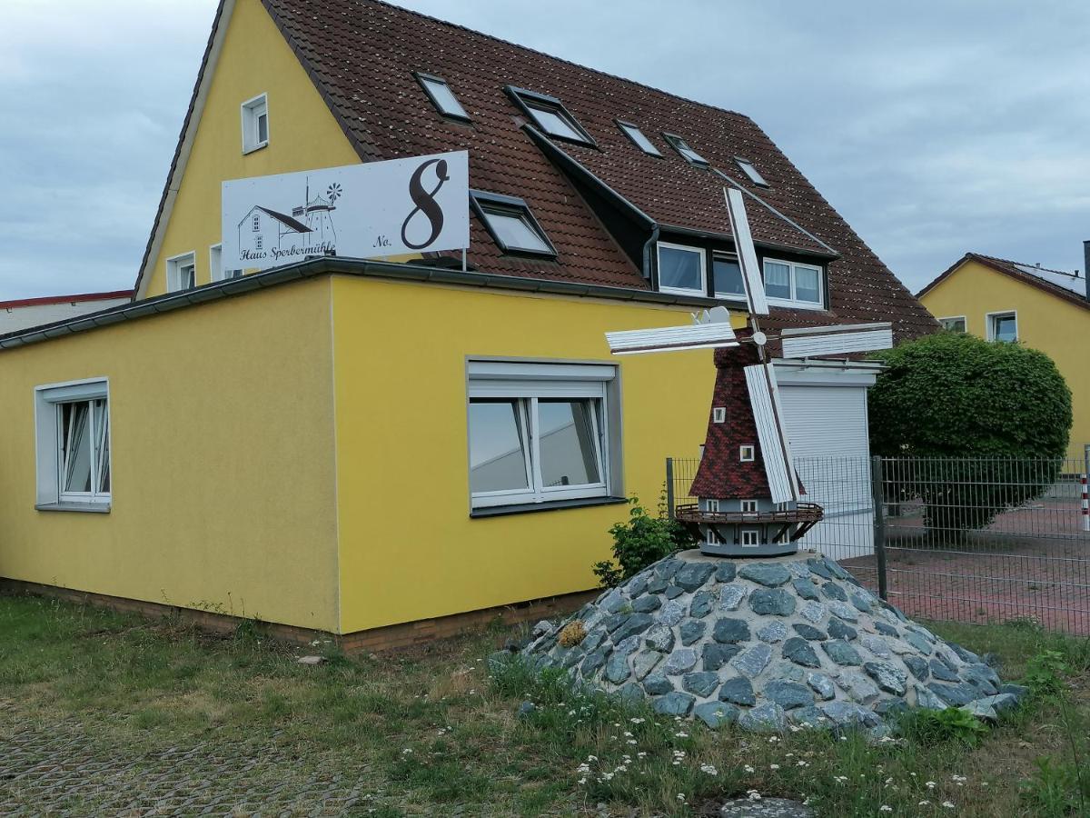 Haus Sperbermuehle Hotel Laatzen Exterior photo